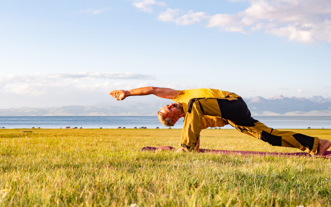 Yoga für den Alltag: Schulter- und Nacken mit Ramadhuta